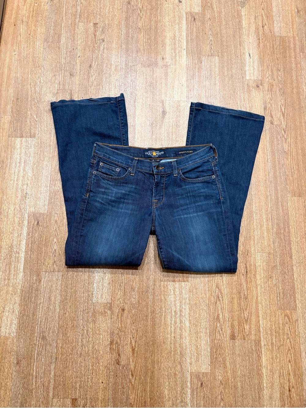 Lucky Brand Women's Dark Blue Flare Jeans